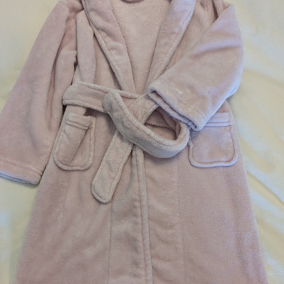 Plush soft pink robe - Picture 3 of 4